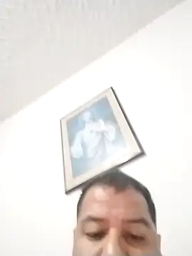 latinblack16 online show from February 14, 2026, 3:14 am