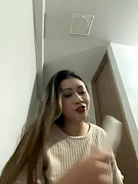 Amadora rose online show from October 29, 2025, 12:35 am