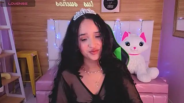 bella vibess s online show from March 11, 2026, 12:33 pm