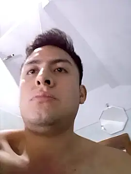 aczinovelez342 online show from September 20, 2025, 5:52 am