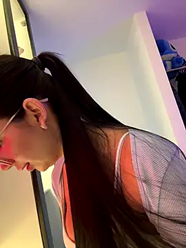 Snapshot of Min_junn chatting on October 8, 2025, 2:09 am Min junn online show from October 8, 2025, 2:09 am