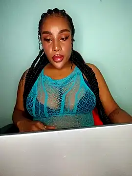 Snapshot of Queen_Amara chatting on November 12, 2025, 3:40 am Queen Amara online show from November 12, 2025, 3:40 am