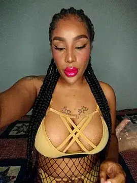 Snapshot of Queen_Amara chatting on November 16, 2025, 2:50 am Queen Amara online show from November 16, 2025, 2:50 am