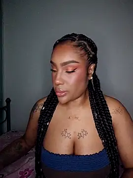 Queen Amara online show from April 14, 2026, 3:34 am