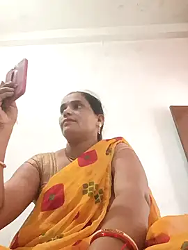 Hot-kal93 online show from September 18, 2025, 6:37 am