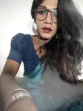 Winterbunny95 online show from September 19, 2025, 9:15 pm