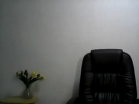 EllaLove2277 online show from March 3, 2026, 6:08 am