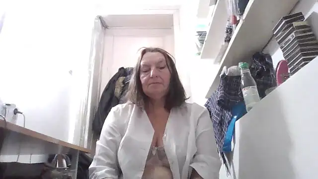 AnnaLive570 online show from January 6, 2026, 5:44 am