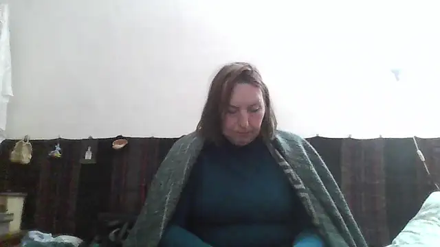 AnnaLive570 online show from April 18, 2026, 4:33 pm