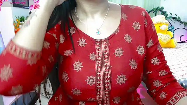 Snapshot of WildDimpi_0 chatting on October 9, 2025, 11:30 am WildDimpi 0 online show from October 9, 2025, 11:30 am