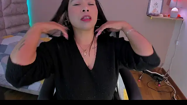 Snapshot of roselyn_caprice chatting on October 18, 2025, 3:20 am roselyn caprice online show from October 18, 2025, 3:20 am