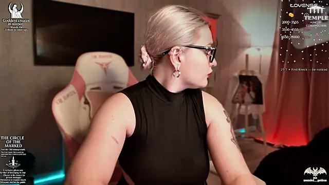 Wounded Goddess  online show from November 22, 2025, 6:07 pm