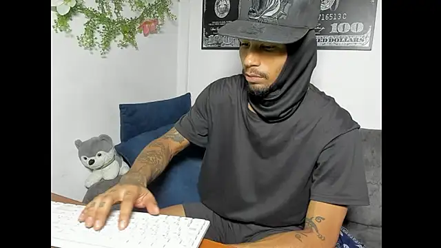 carl jhonson821 online show from November 6, 2025, 9:10 am