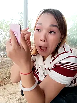 keobong-00 online show from November 2, 2025, 1:19 am