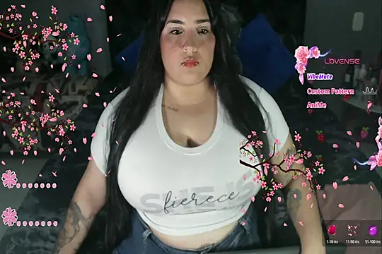 MIIN JII 1 online show from April 25, 2026, 5:43 am