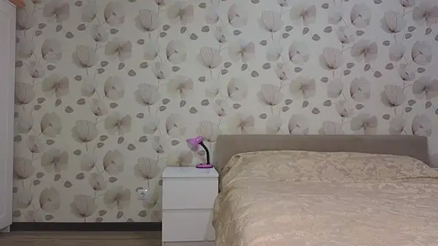 Snapshot of Annabel_theMoon chatting on September 12, 2025, 2:33 am Annabel theMoon online show from September 12, 2025, 2:33 am
