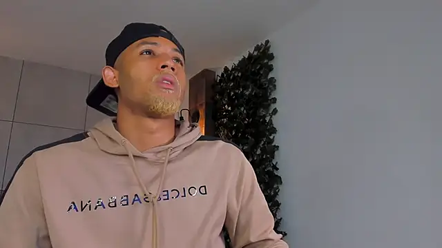 B Wild online show from March 12, 2026, 3:34 am