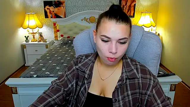 OmniaSher online show from September 15, 2025, 9:20 am