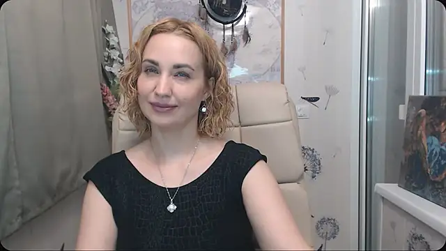 KatrinAlluring online show from November 14, 2025, 4:33 am