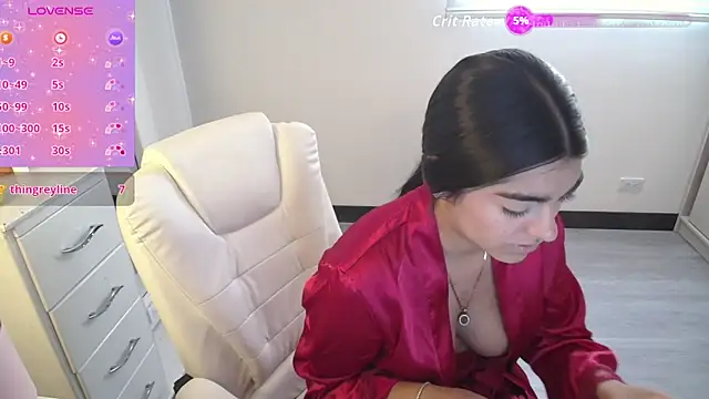 amarasilk  online show from February 25, 2026, 6:28 pm