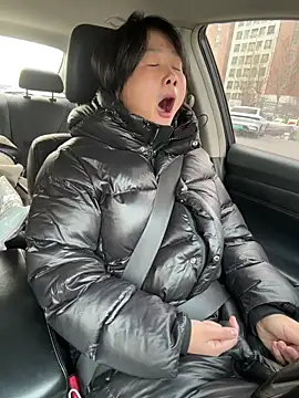 Fengbaby-555 online show from February 6, 2026, 12:48 am