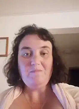 Minou1610 online show from September 22, 2025, 7:49 pm