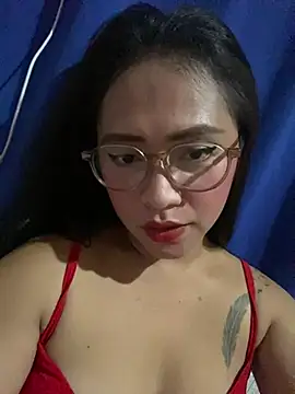 yourdevilsweettsx online show from March 5, 2026, 12:23 pm