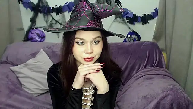 GloriyaDre online show from October 31, 2025, 5:52 am