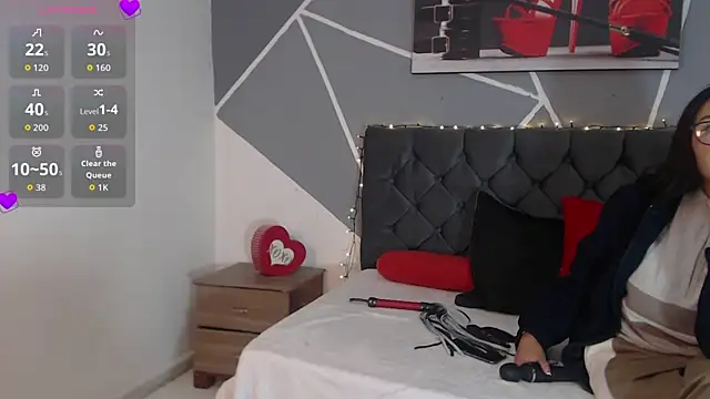 Emily Caprile online show from September 10, 2025, 12:05 pm