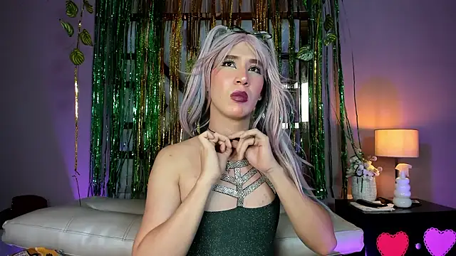 Electra Gosselin online show from March 17, 2026, 2:05 am