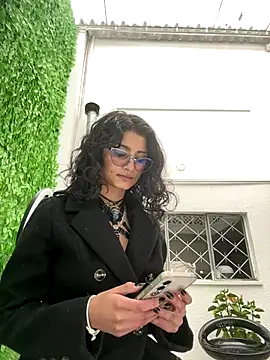 LilyRouset online show from September 16, 2025, 12:28 pm