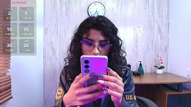 LilyRouset online show from September 20, 2025, 12:28 pm