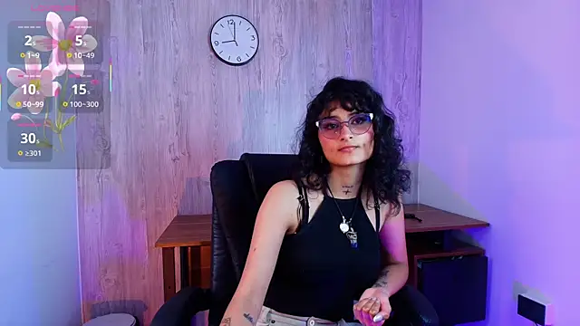 LilyRouset online show from September 27, 2025, 2:00 pm