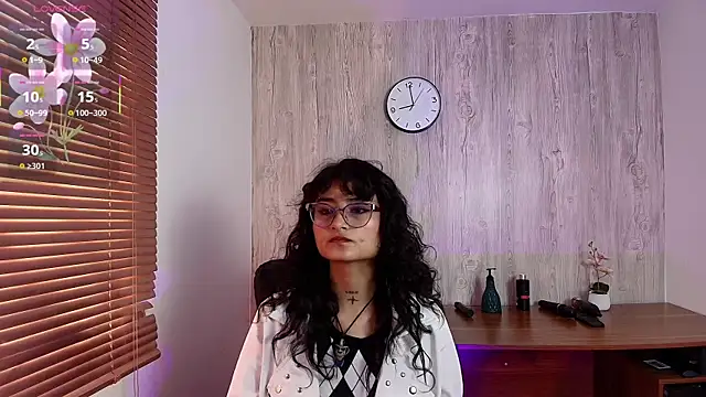 LilyRouset online show from September 29, 2025, 2:00 pm