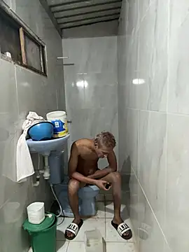 Boy hot- online show from February 28, 2026, 11:06 pm