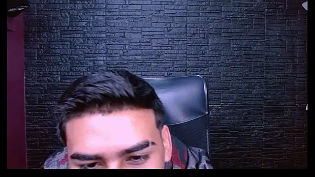 Snapshot of Matthewlodge chatting on December 2, 2025, 2:56 pm Matthewlodge online show from December 2, 2025, 2:56 pm