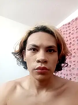 Snapshot of kittymutant99 chatting on October 27, 2025, 6:23 pm kittymutant99 online show from October 27, 2025, 6:23 pm