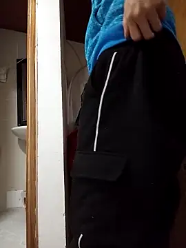 Snapshot of kittymutant99 chatting on February 26, 2026, 1:21 pm kittymutant99 online show from February 26, 2026, 1:21 pm