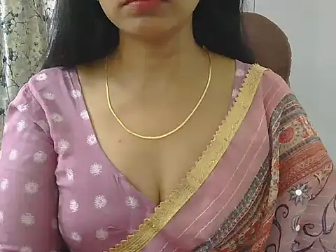 MISS SOMIYA online show from March 12, 2026, 6:36 pm