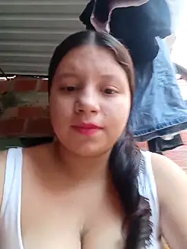 Shell Latina online show from October 23, 2025, 1:21 pm