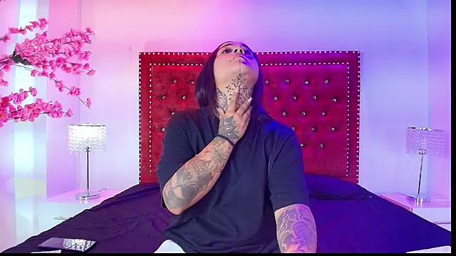 Black roseee online show from March 1, 2026, 4:14 am