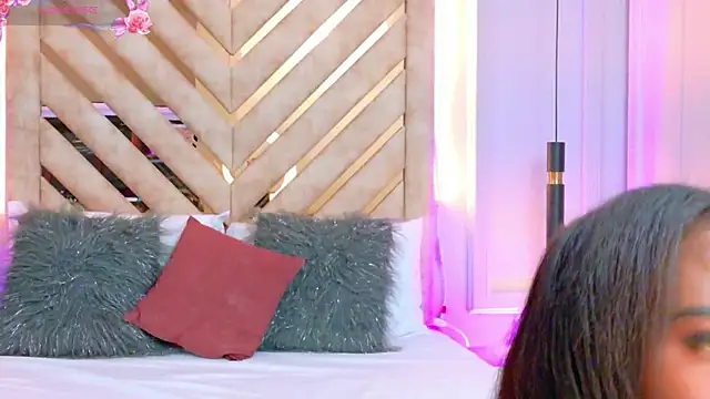 Rossie-Cameron online show from January 6, 2026, 11:07 pm