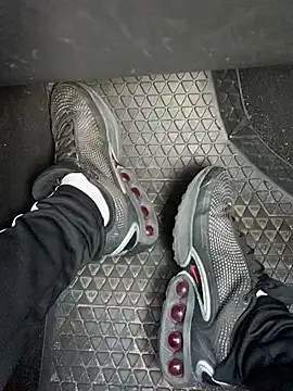 Immerhartundgeil online show from March 7, 2026, 3:42 pm