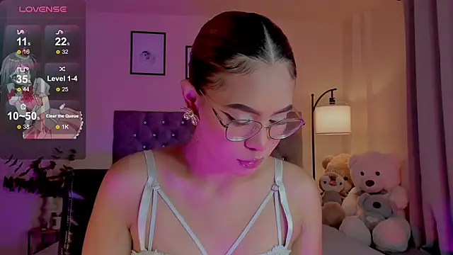 OxanaFedorova1- online show from April 1, 2026, 9:34 pm