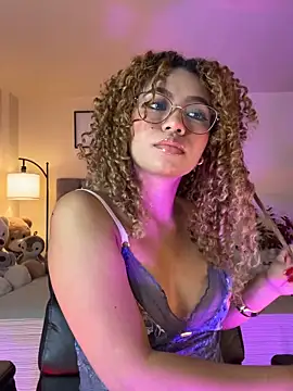 OxanaFedorova1- online show from April 19, 2026, 6:32 pm