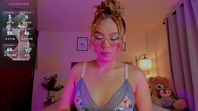 OxanaFedorova1- online show from June 4, 2026, 8:37 pm