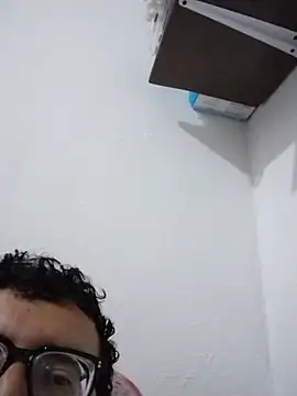 Santiagoqro85 online show from March 8, 2026, 2:48 am