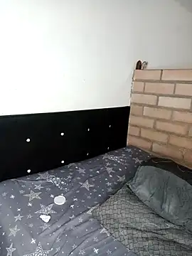 Isis Bladee online show from May 10, 2026, 1:05 pm