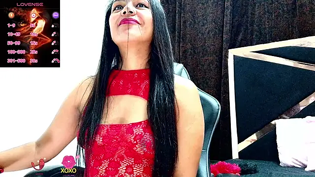 Snapshot of luna_brown7 chatting on September 12, 2025, 4:12 am luna brown7 online show from September 12, 2025, 4:12 am