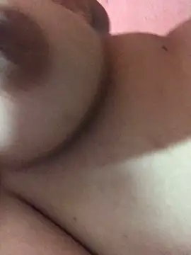 luzmelzinha online show from March 21, 2026, 12:04 am